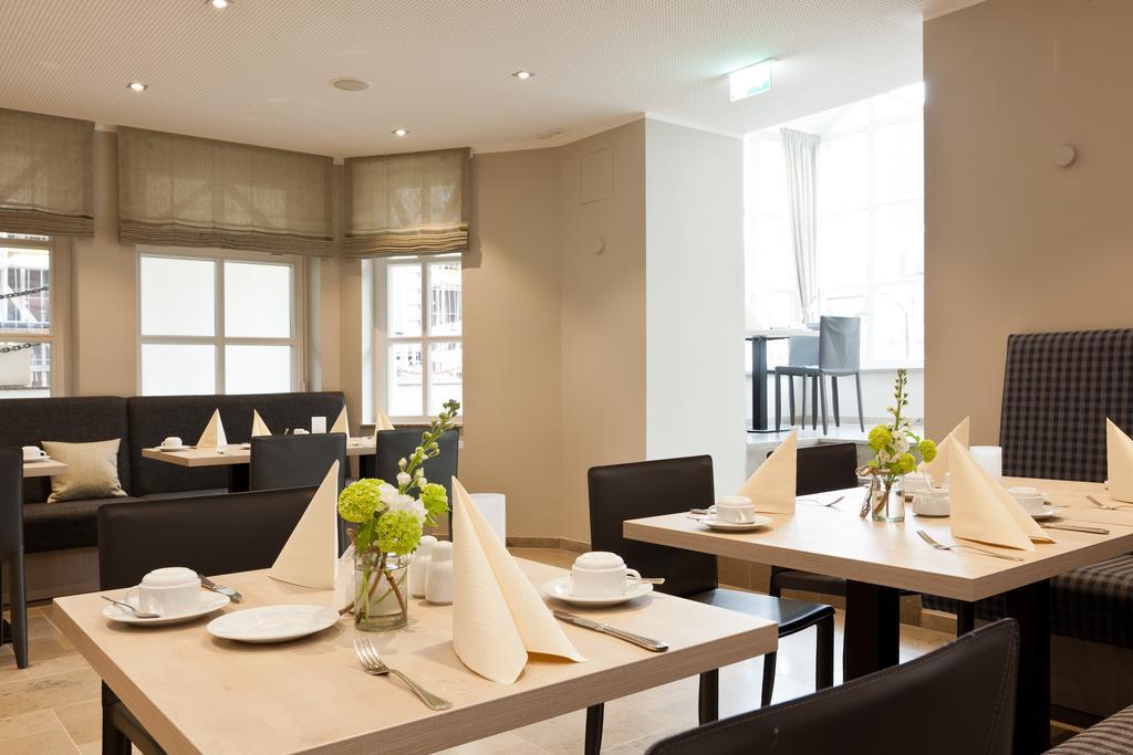 Michels Inselhotel Vier Jahreszeiten Norderney Esterno foto